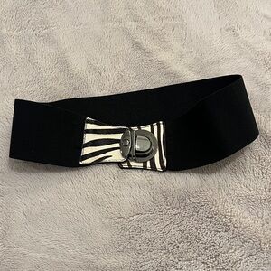 Black with Zebra Striped Front Accent Detail Women's Belt